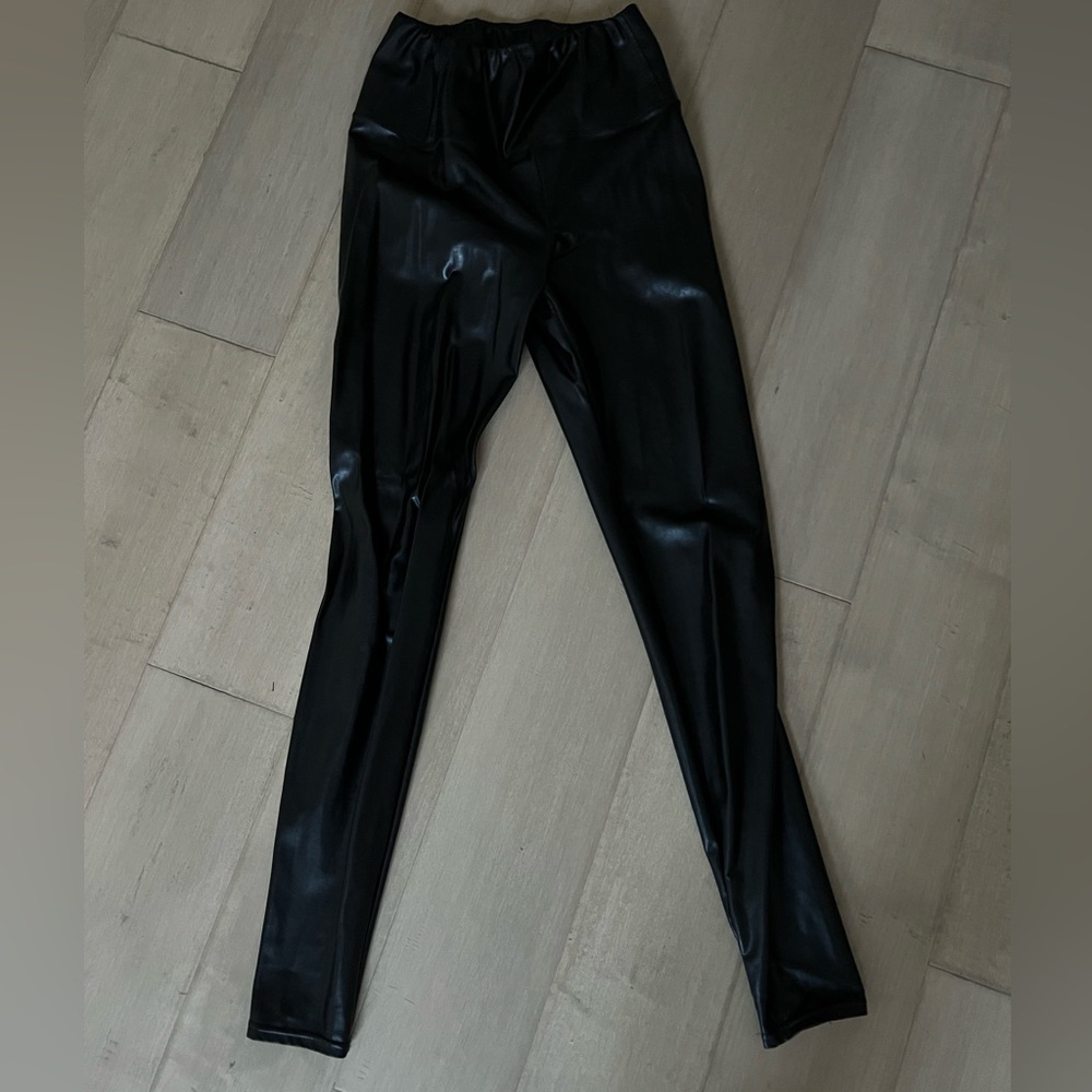 Aritzia Daria Pant